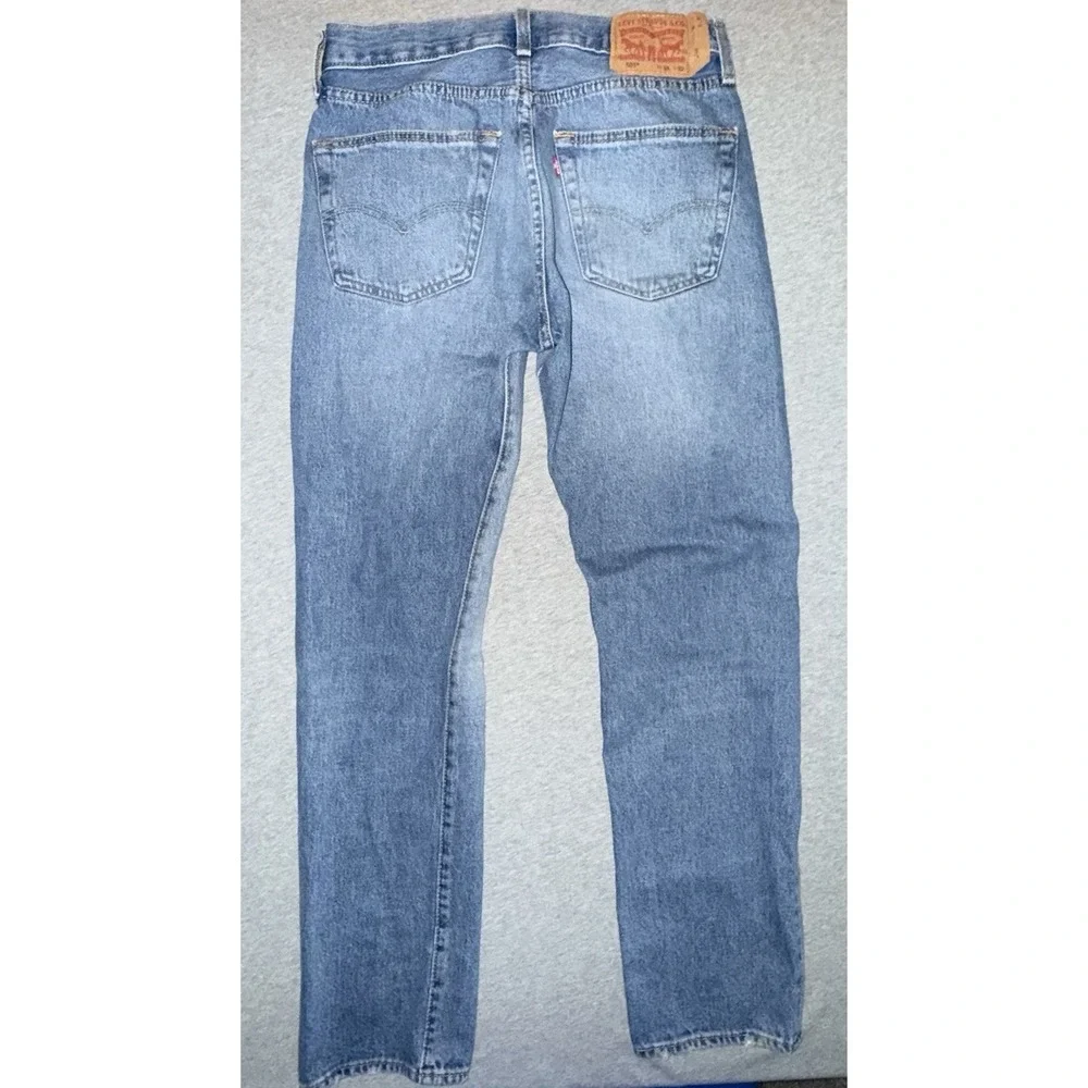 Levi 501 Straight Leg Size 31x32 Distressed Ripped Jeans Medium Wash Button Fly